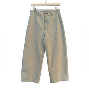 ZARA Light wash belted high rise cropped wide leg jeans size US 8